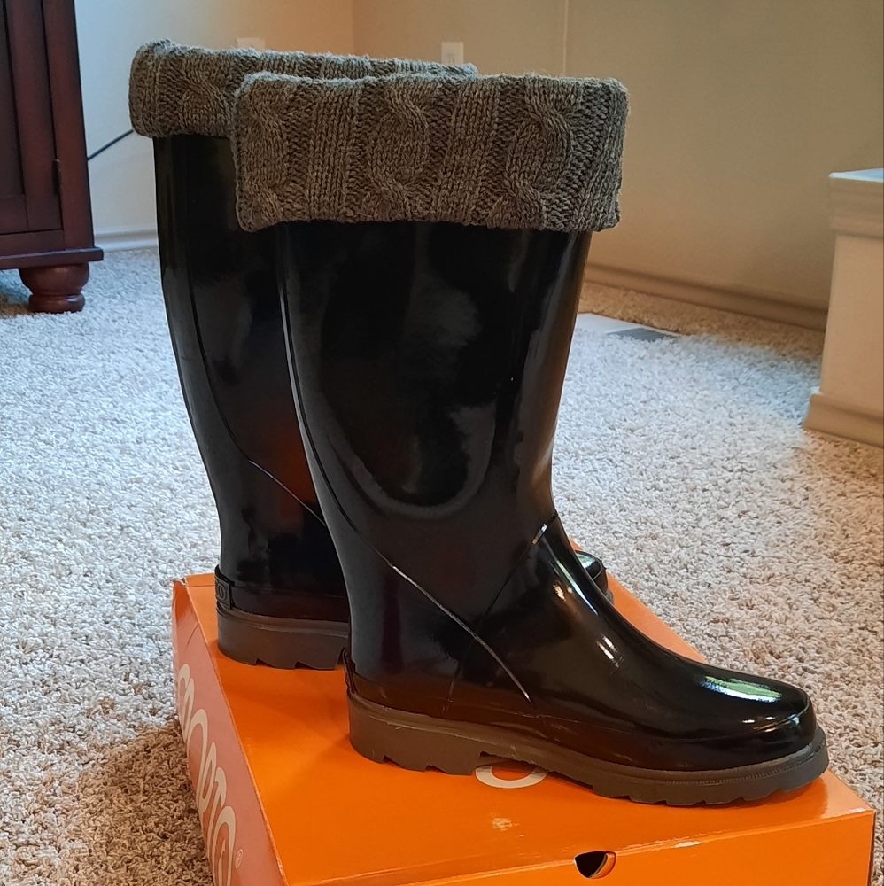 Sporto black Glossy Rain Boots with Gray Knit Cuff